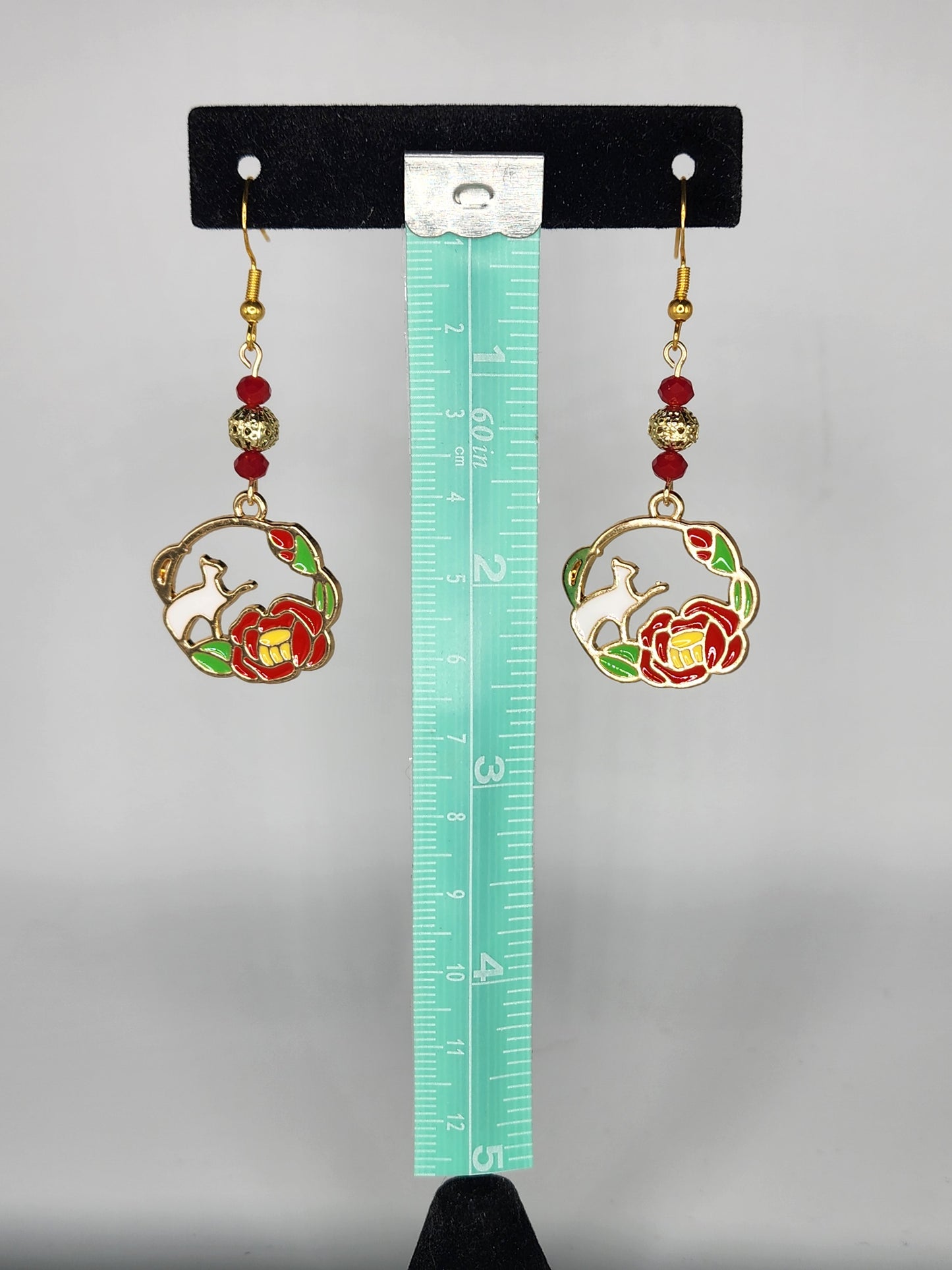 Adorable cat earrings